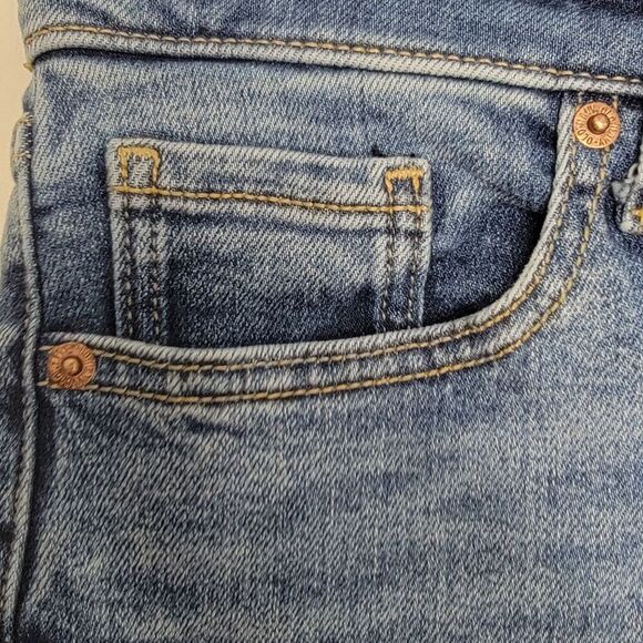 Old Navy Women's O.G. Straight Jeans Size 4 Medium Wash Blue Denim 26x27 - Picture 8 of 11